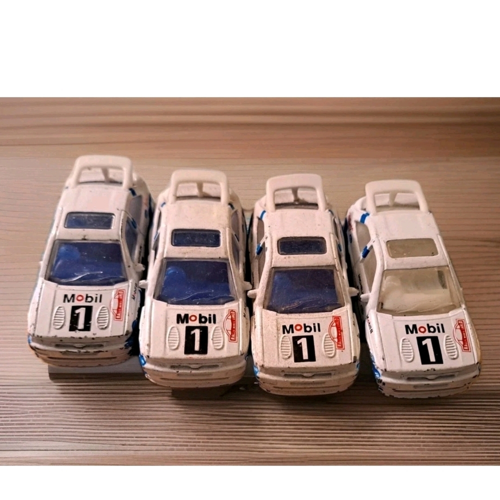 Lot X4 1993 Matchbox PICS Cars #5 MOBIL-1 Ford Escort Cosworth 1:64 1125-cb33